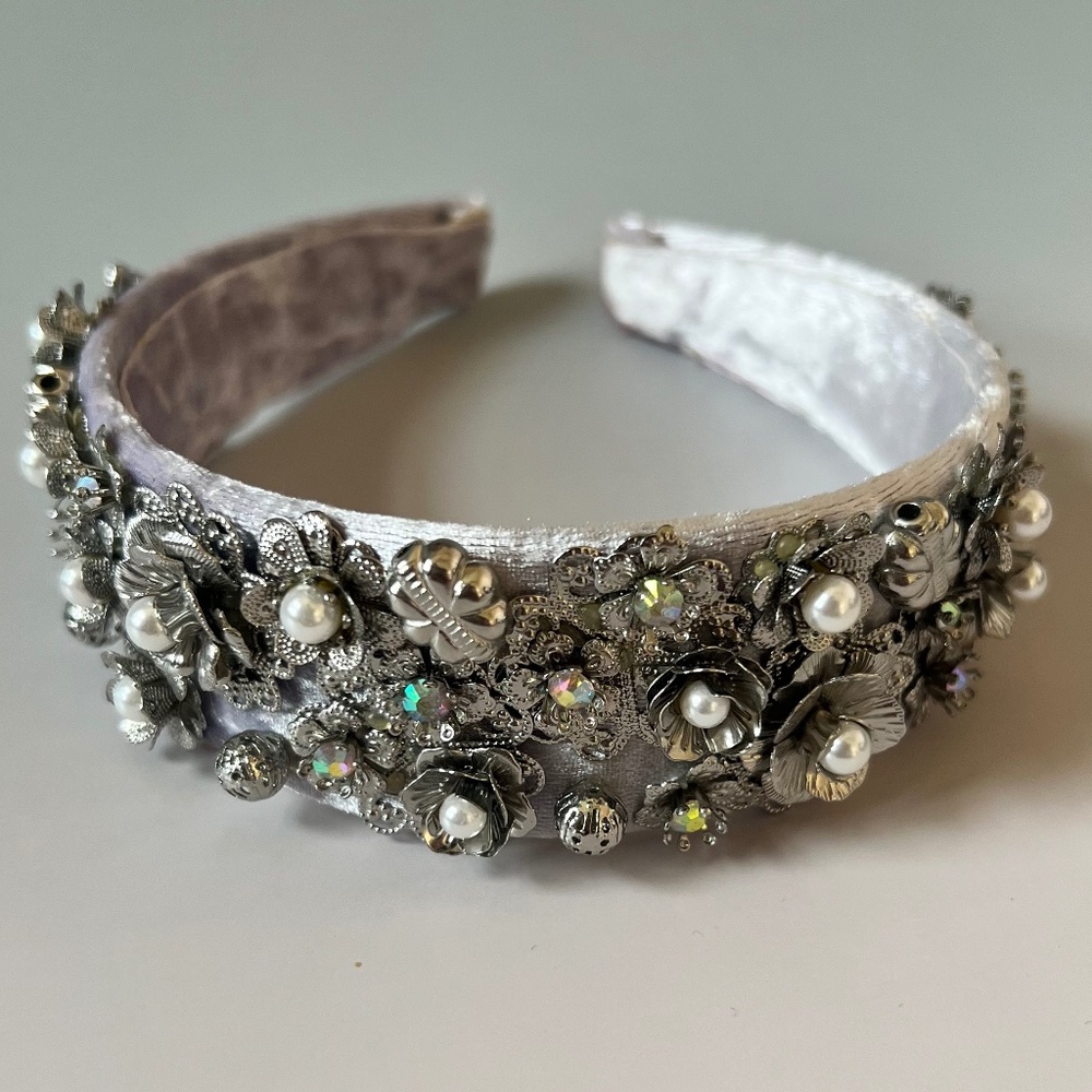 TOPSHOP Embellished Silver Velvet Headband